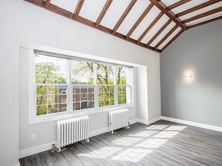 883 Grosvenor Ave #6 — Photo 33