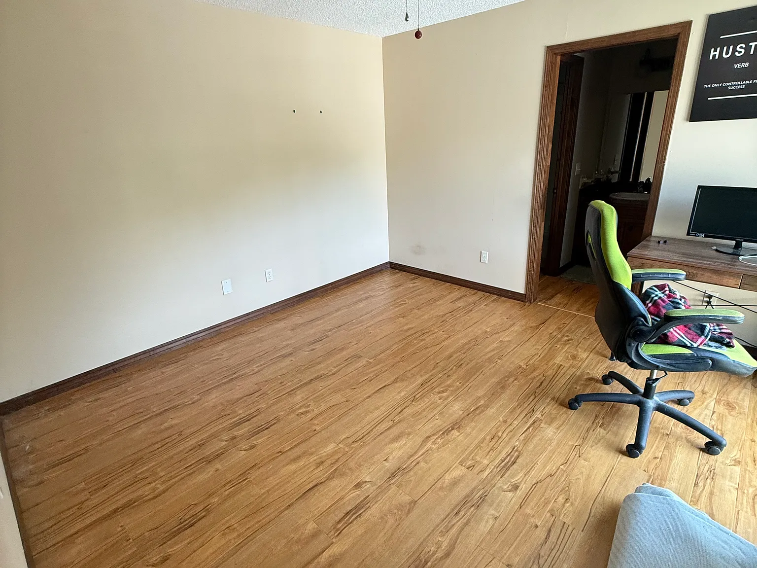 2 bed, 1212 sqft, $950 — Photo 1
