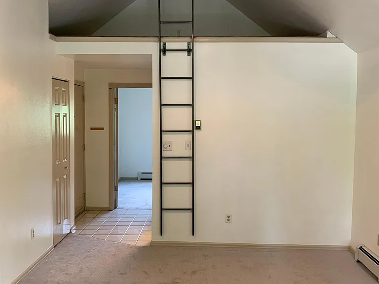 910 Portland Pl #16 — Photo 19