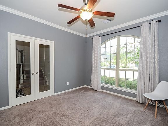 5th image of 903 Marigold Park Pl