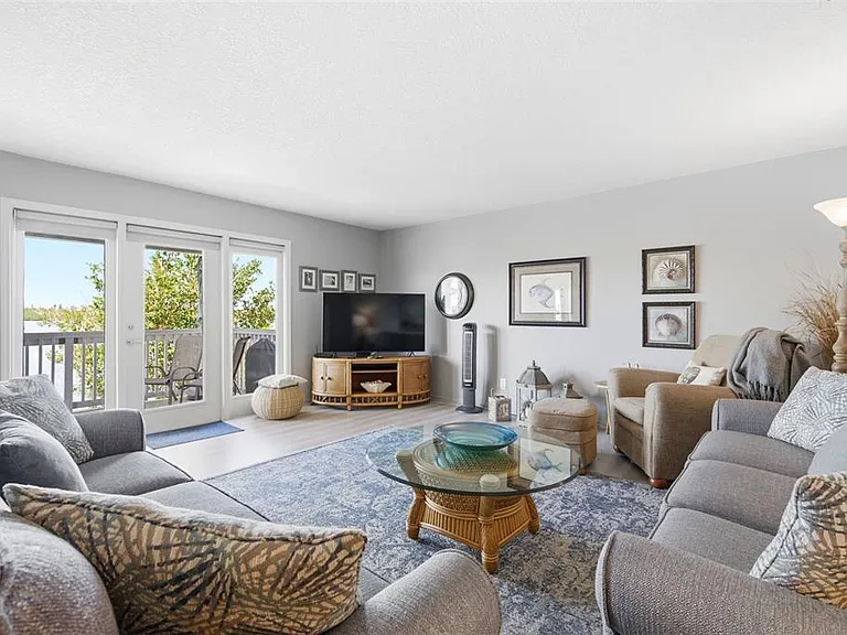 4805 Cobia Dr SE #D — Photo 19