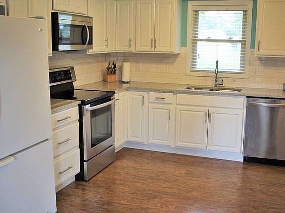2nd image of 9745 Petunia Dr