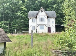 523 Jones Cabin Run Rd, Tanner, WV 26137