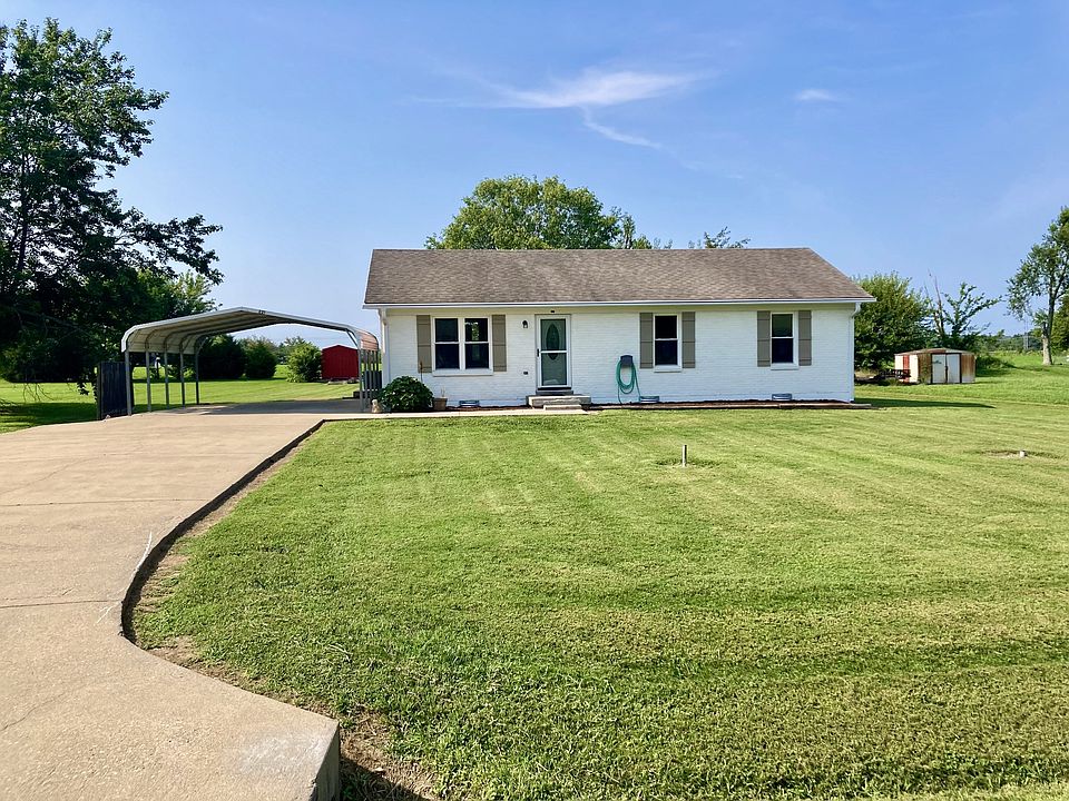 1st image of 221 Austin Dr