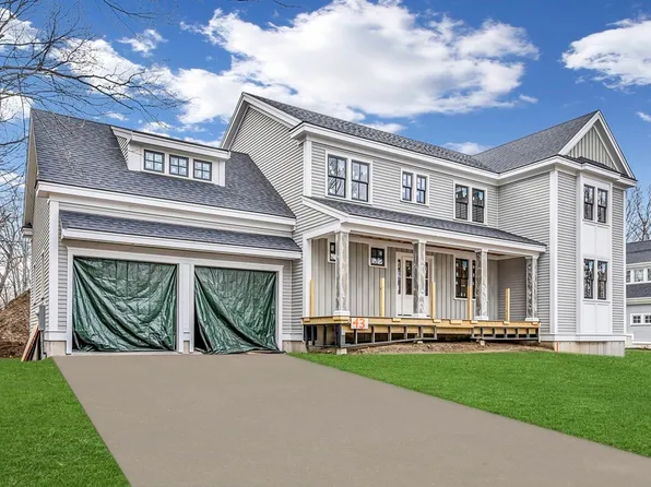 43 Pond St, Concord, MA 01742