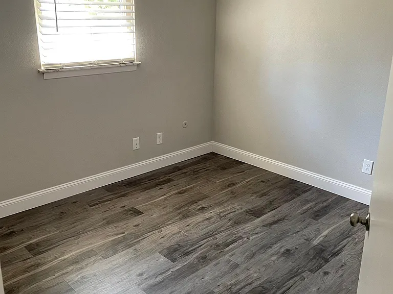 106 Floss Mar Ct #3E — Photo 6