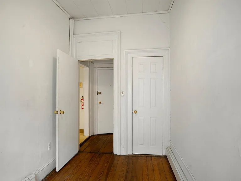 66 Sussex St #2 — Photo 10