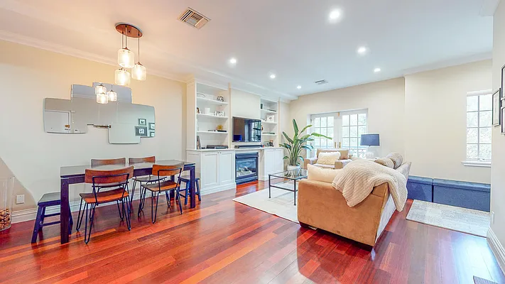 Sold by Digs Realty Group | media 3