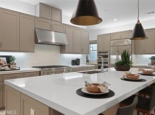29412 Via Azul, Santa Clarita, CA 91354