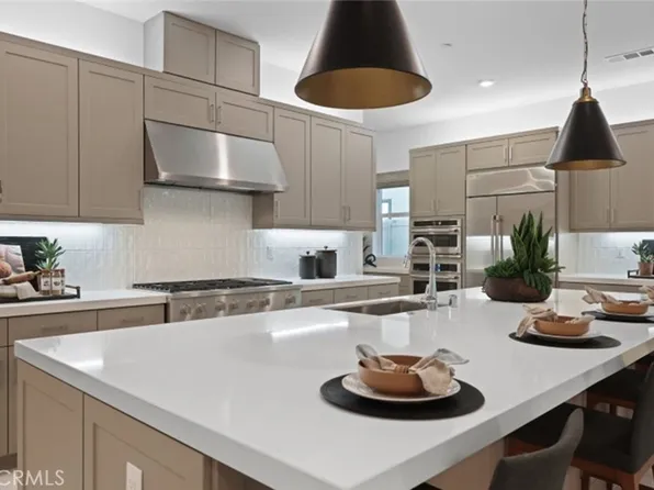 29412 Via Azul, Santa Clarita, CA 91354