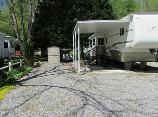 37 Fishtail Cir, Cleveland, GA 30528