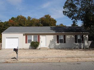 10 Georgetown Blvd, Barnegat, NJ 08005