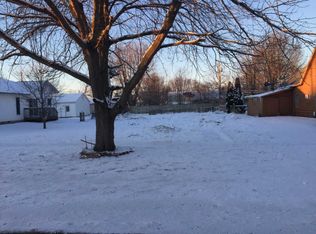 203 E Main St, Ogden, IL 61859