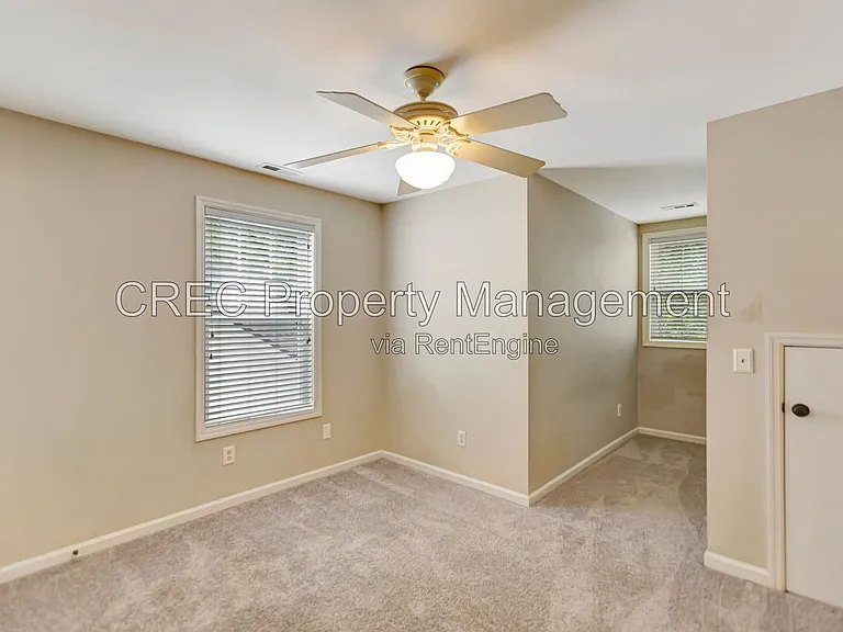 1071 Barfield St — Photo 30