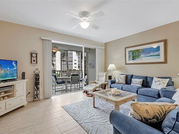 4th image of 4361 Bay Beach Ln APT 123
