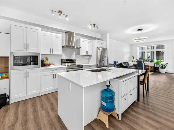 60 NE Sage Hill Walk NW #101, Calgary, AB T3R 2H5