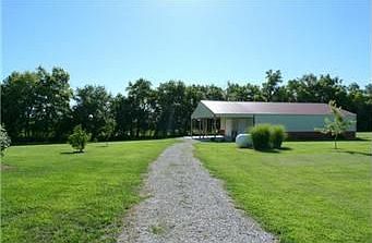 3rd image of 4311 SE Creekwood Ln