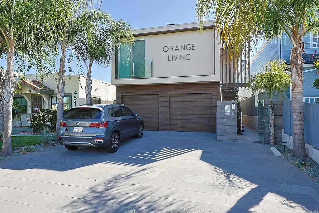 1 bed, 1.0 bath, 500 sqft, $3,200 — Photo 1