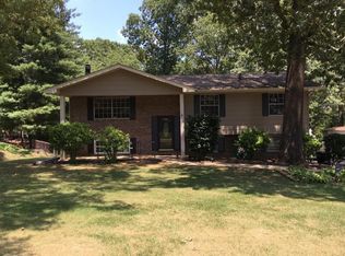 7327 Valley Ln, Hixson, TN 37343