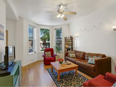 2625 W Thomas, Chicago, IL, 60622