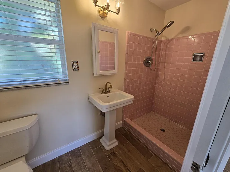 2887 Bel Forest Dr — Photo 14