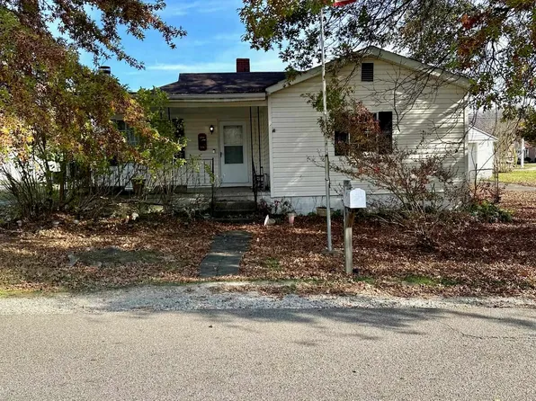 1330 McClung Ave, Barboursville, WV 25504