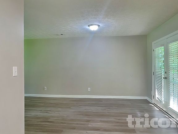 5th image of 3341 Goldenchain Dr