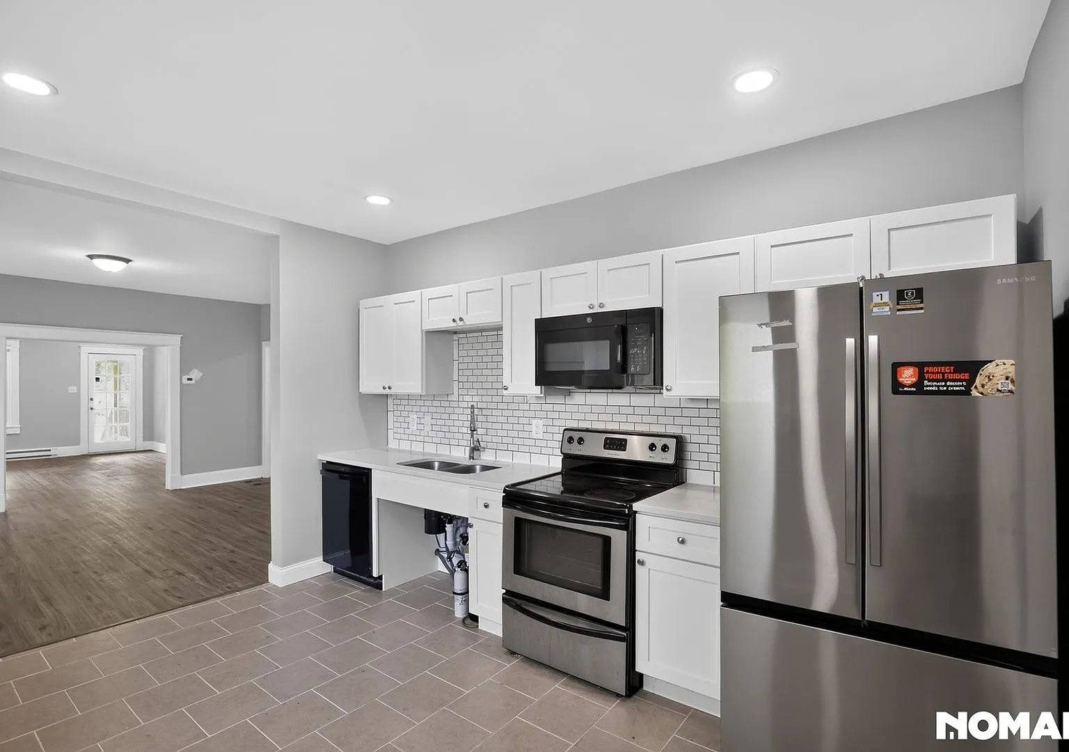 ADA Friendly Charming 3BR House in Middle River — Photo 4