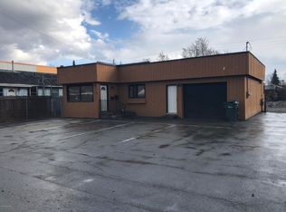 1412 W 33rd Ave, Anchorage, AK 99503