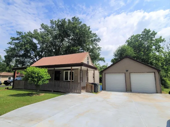 609 Ellen Dr, Cincinnati, OH 45255