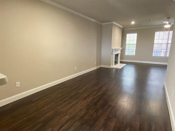 5th image of 5443 Caruth Haven Ln #1123
