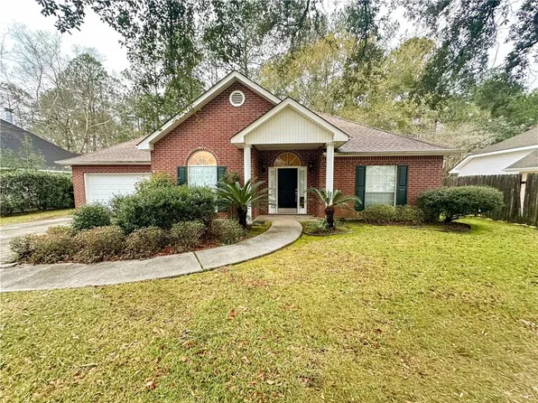 118 Woodcrest Dr, Covington, LA 70433