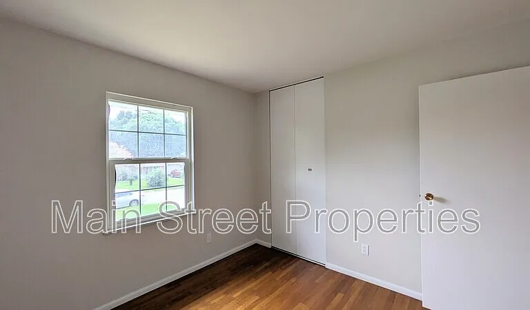 2117 Pullman Cir — Photo 9