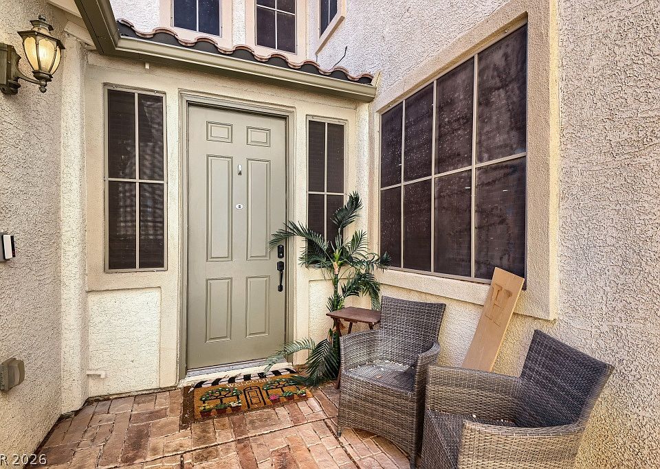 1st image of 4336 Desert Haven Ave