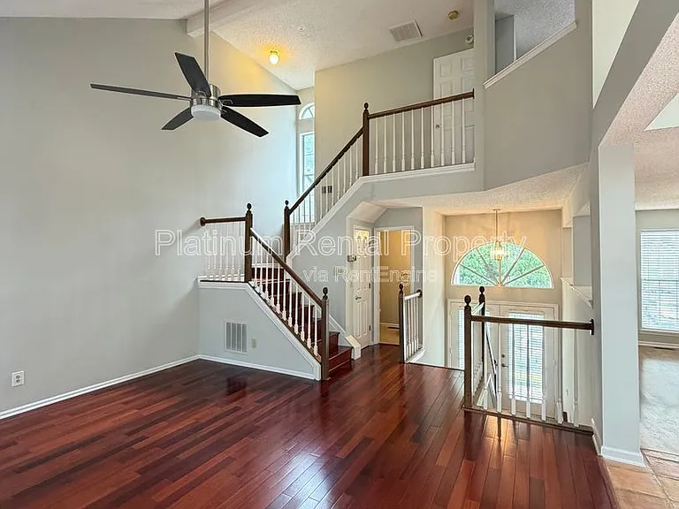 2196 Goodwood Blvd SE — Photo 7