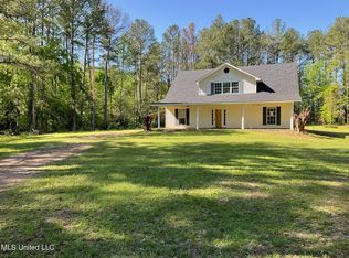 691 Manning Wicker Rd, Lake, MS 39092