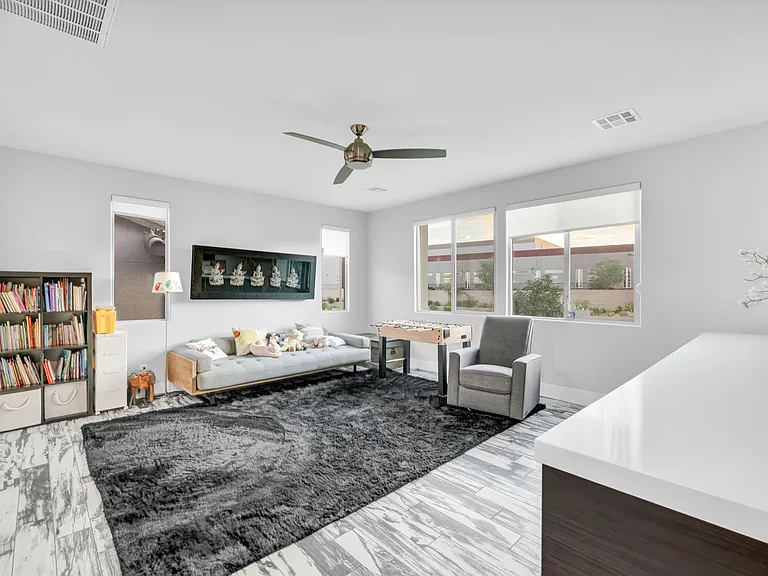 233 Castellari Dr — Photo 8