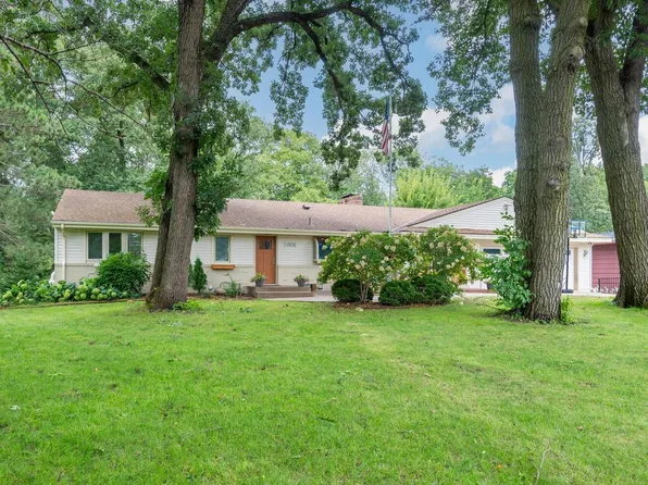 7601 Great Plains Blvd, Chanhassen, MN 55317