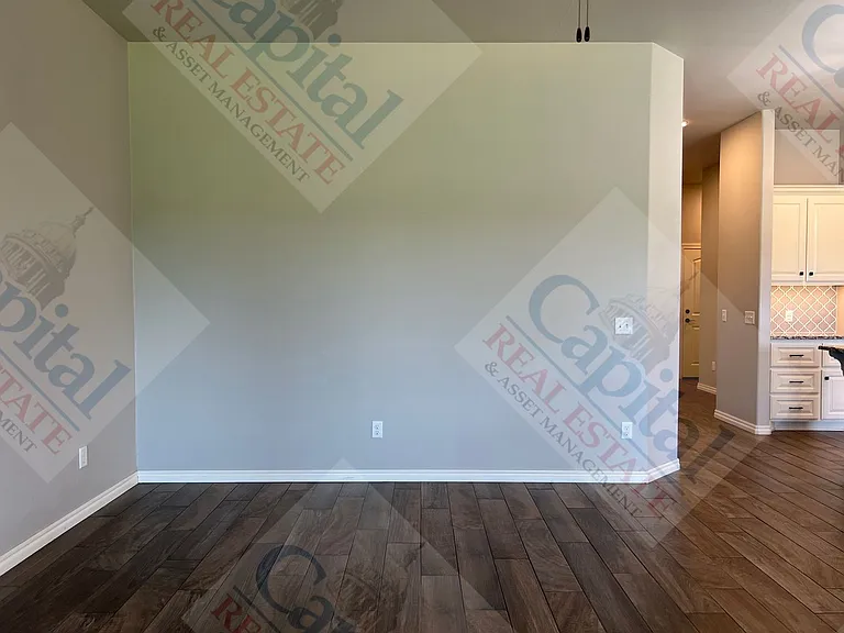 3316 NW 158th Ter — Photo 6
