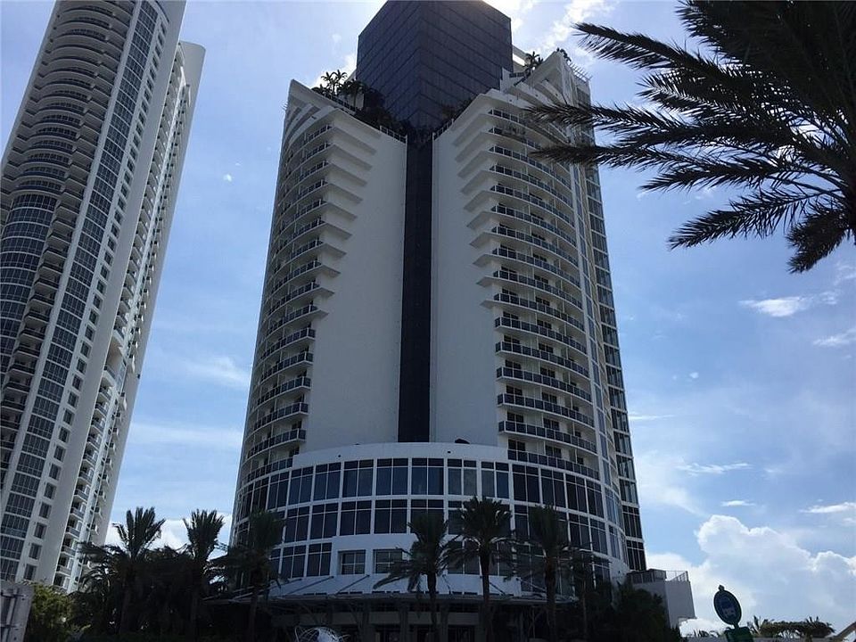 1st image of 18001 NE Collins Avenue #1703