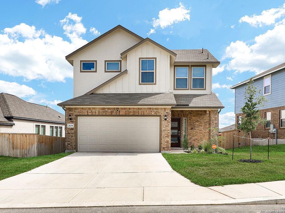 1st image of 2634 White Willow