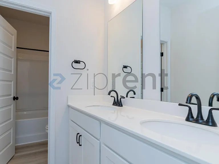11056 Valmont Ln — Photo 26