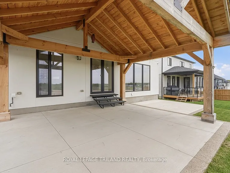 77 Crestview Dr — Photo 37