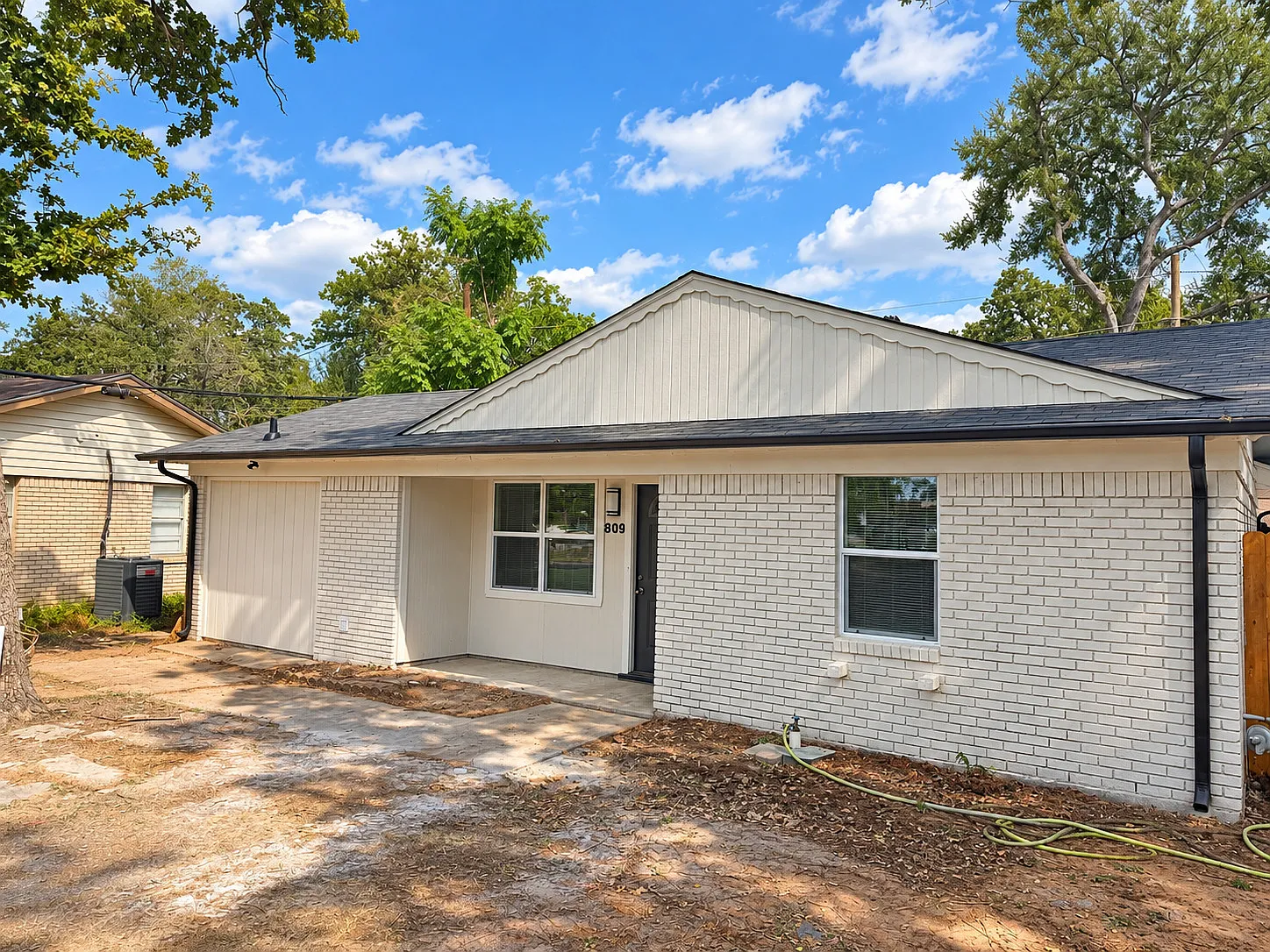 4 bed, 1279 sqft, $2,250 — Photo 1