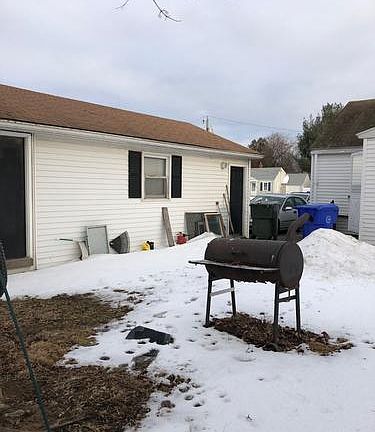 3rd image of 64 Suffolk Dr