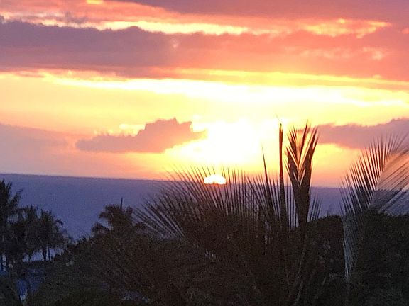 Sunset fit for a MaiTai!