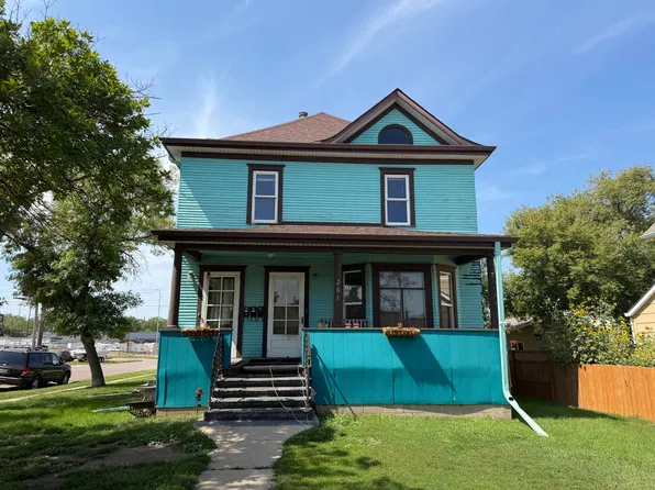 201 N 1st St, Aberdeen, SD 57401
