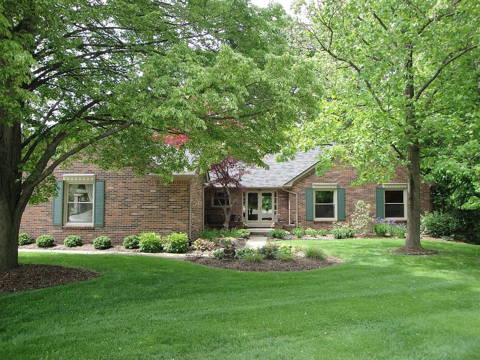 1st image of 42404 W Waterwheel Ct