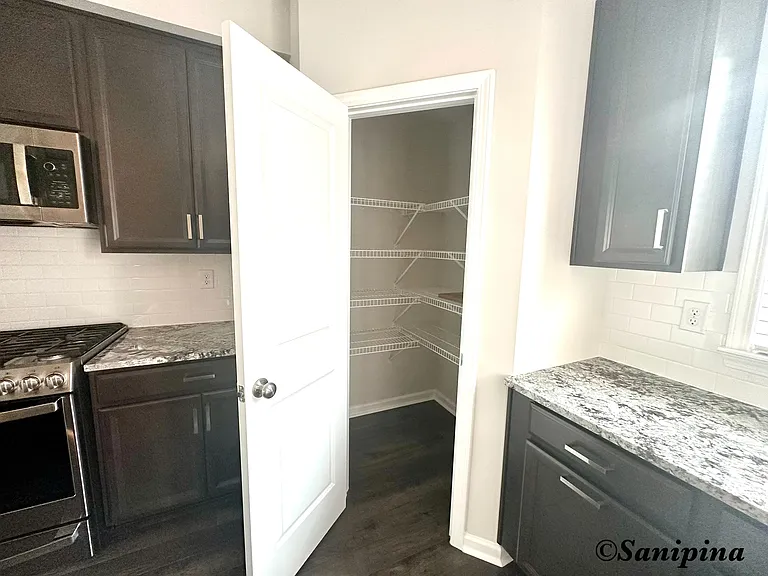 Kitchen Pantry space