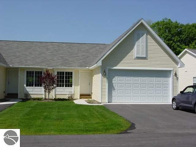 1st image of 6533 Macdonald Rd